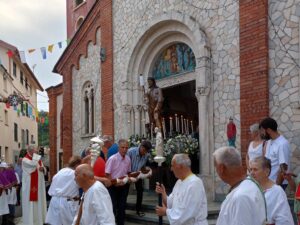 Varazze, la frazione Castagnabuona in festa per san Rocco