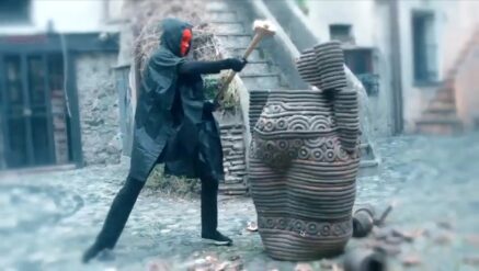 La performance "Æssenza (oltre il vuoto)" di Claudio Carrieri