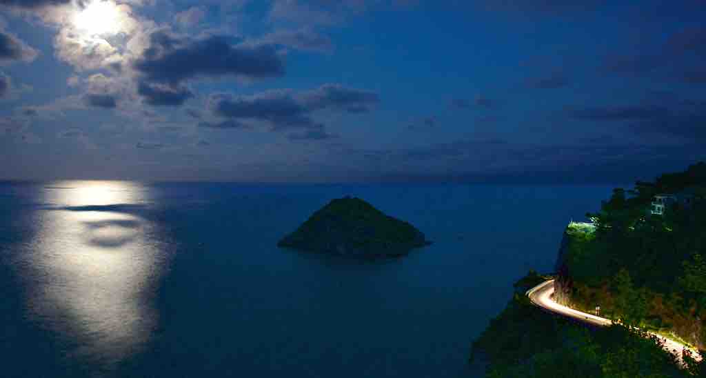 Bergeggi Isola notte 01 L'Isola di Bergeggi