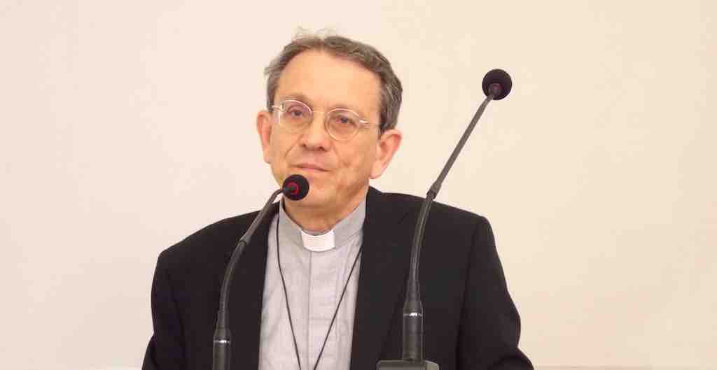 Il vescovo Calogero Marino