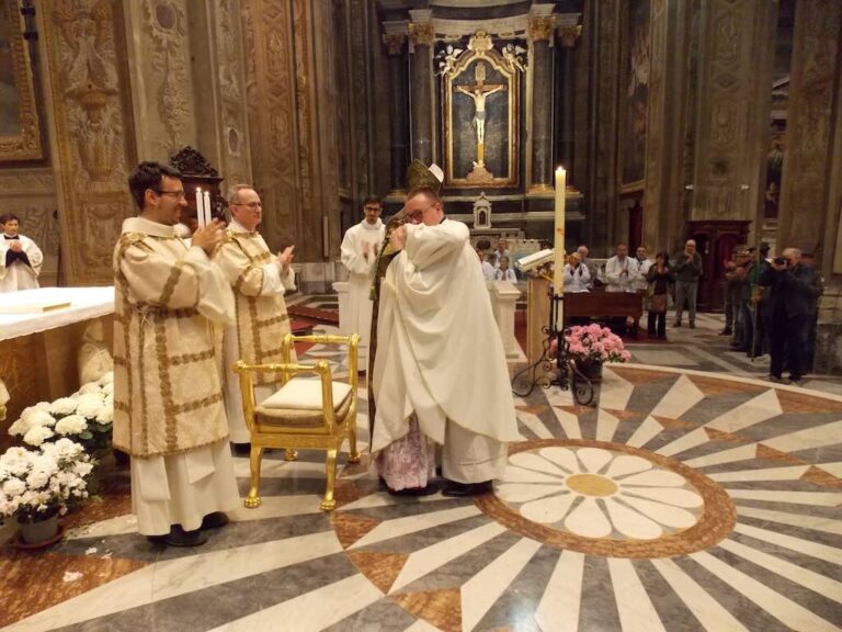 Francesco Cotta diventa sacerdote nella Cattedrale Nostra Signora Assunta