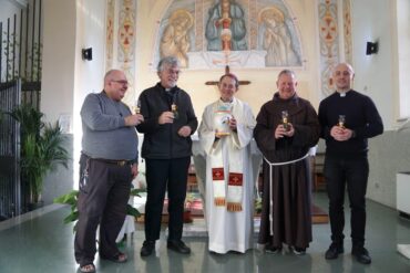 La consegna delle "Lampade della Speranza" nel carcere di Genova Marassi