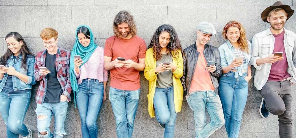 Giovani smartphone 01