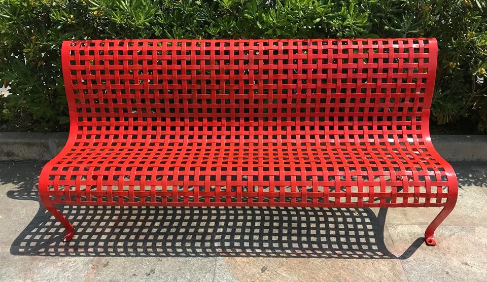 Panchina Rossa Savona piazza Giulio II