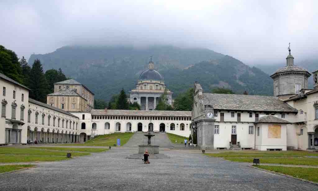 Santuario Oropa 01 Il Santuario di Oropa