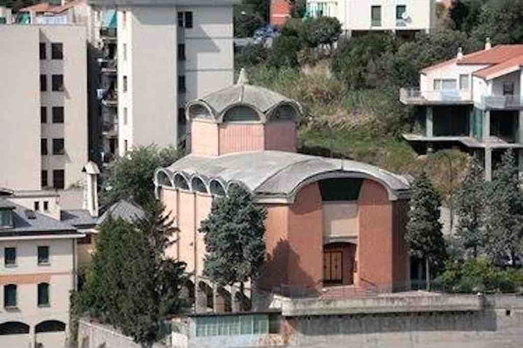 Savona Chiesa Santissima Trinità 01 La Chiesa Santissima Trinità di Savona