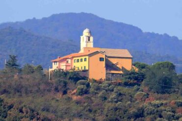 La Chiesa Madonna del Monte di Savona