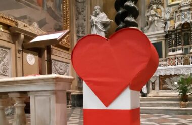 L'iniziativa "Messaggio d'amore per lei" nella Cattedrale Nostra Signora Assunta di Savona