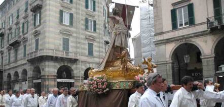 La processione del Cristo Risorto a Savona