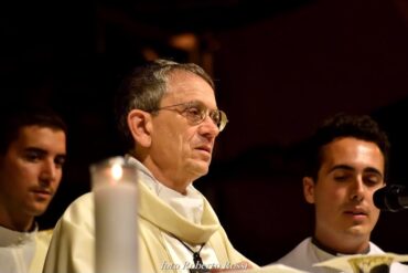 La messa per il viaggio dei giovani di Madrid per il Giubileo 2025