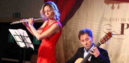 La flautista Silvia Schiaffino e il chitarrista Renato Procopio
