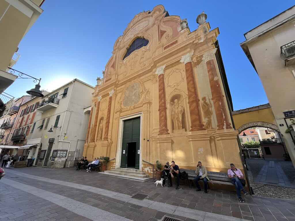Spotorno Chiesa Santissima Annunziata 03 La Chiesa Santissima Annunziata di Spotorno