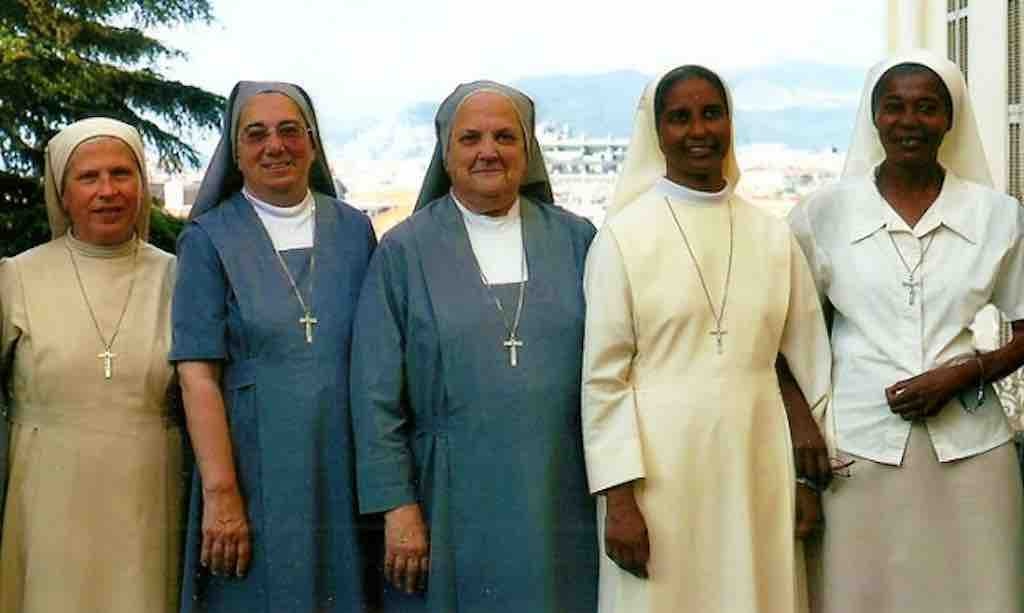 Suore Rossello 01 Le Figlie di Nostra Signora di Misericordia