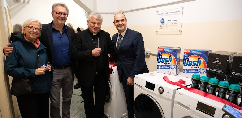 La Lavanderia di Papa Francesco a Torino