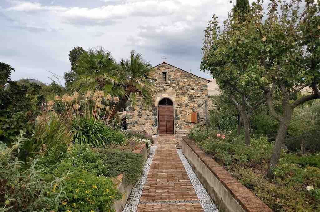 Varazze San Giacomo Latronorio 02 Il Convento San Giacomo di Latronorio a Varazze