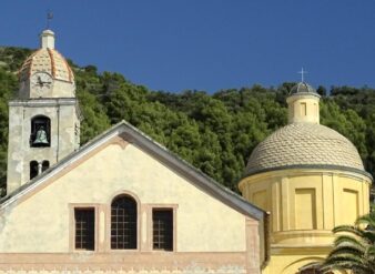 La Chiesa San Lorenzo Martire di Varigotti