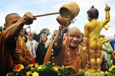 La festività buddista del Vesak