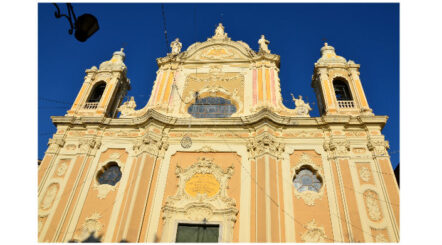 Restauro prospetto principale Basilica di Finale Marina