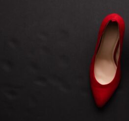 Conversazione per la giornata contro la violenza sulle donne a Finale