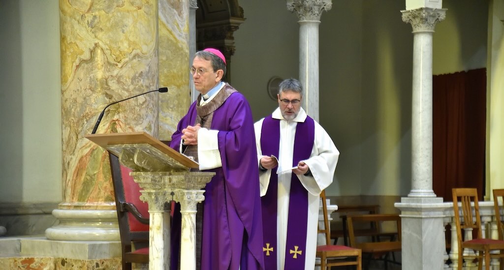 La visita pastorale del vescovo Calogero Marino ad Albisola Superiore (foto: Roberto Rossi)